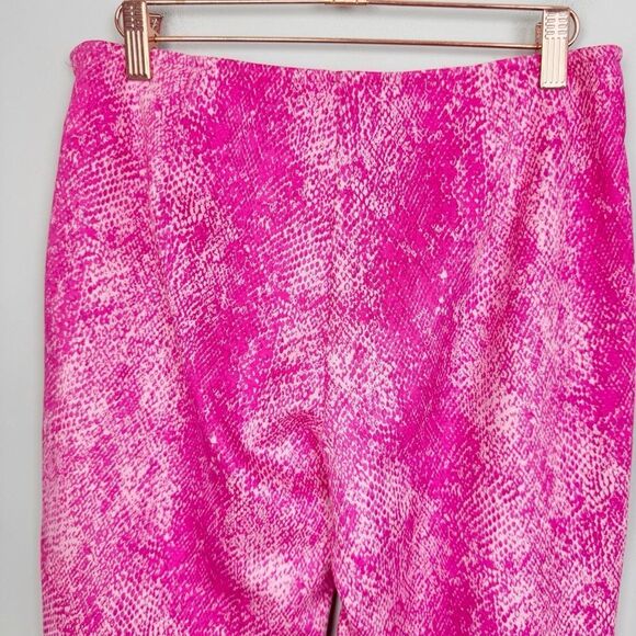 URBAN OUTFITTERS | NEW Vivica Soft Faux Suede Pink Snake Print Women’s Size 4 - Picture 11 of 12